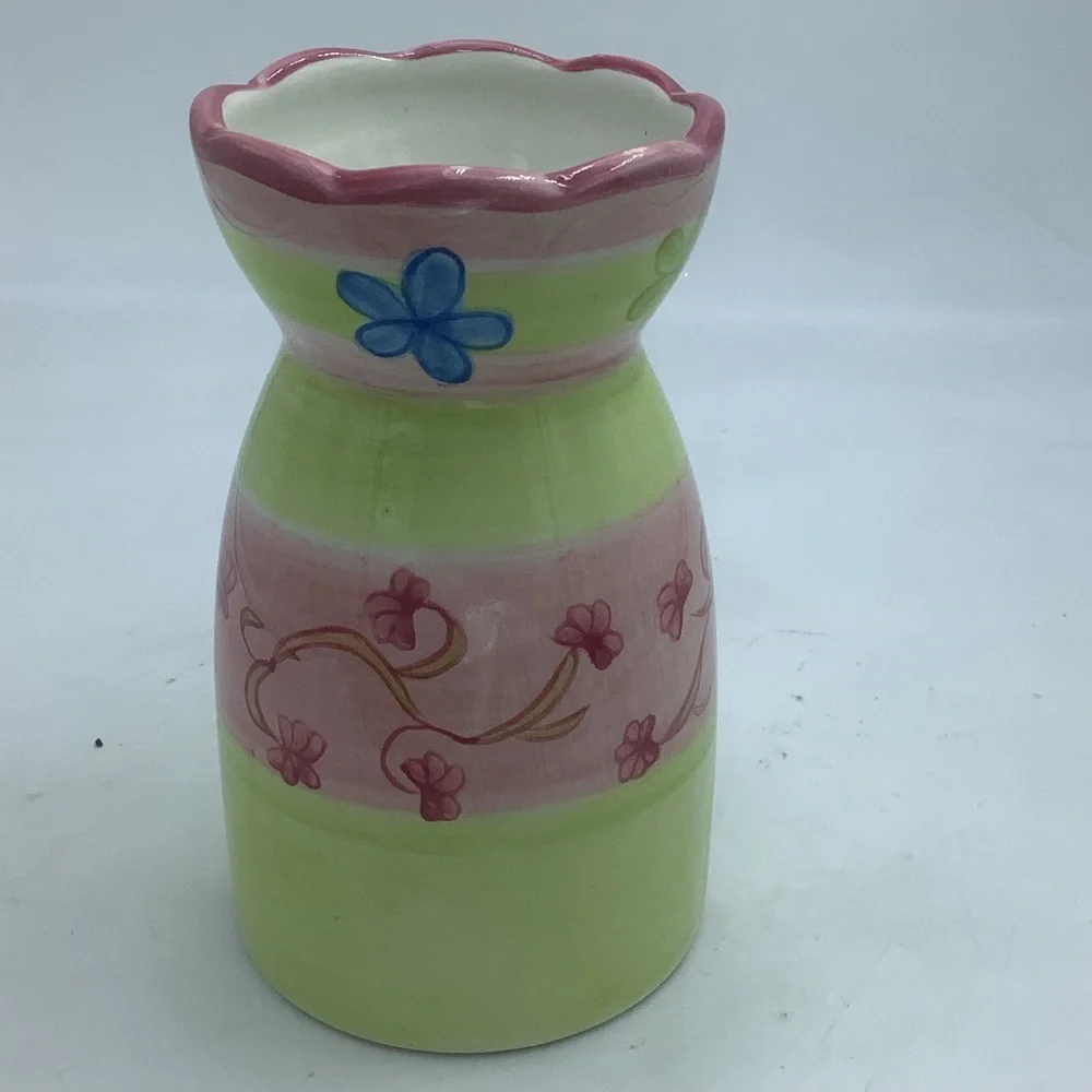 I Godinger & Co. Chartreuse  and Pink Vase